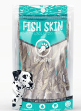 Load image into Gallery viewer, Twisted Rolled Cod Skin PET CANDY **Dehydrated Treat**
